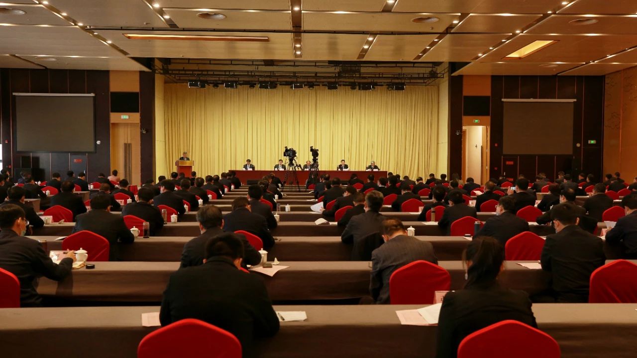 嚴(yán)鑒鉑董事長榮獲陜西省“擔(dān)當(dāng)作為好干部”稱號！
